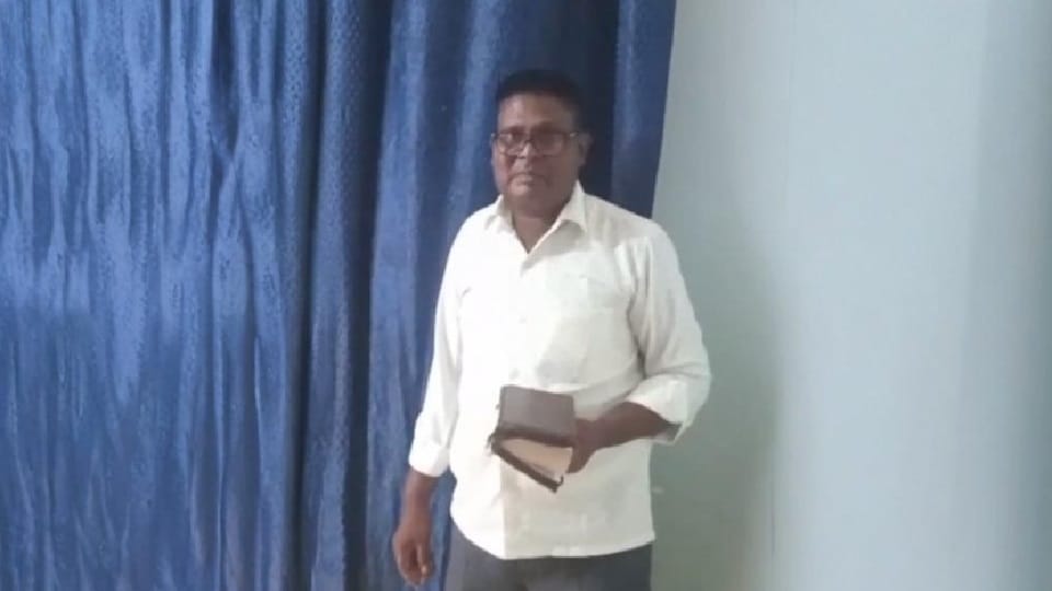 Lalji changed his religion after being deceived by doctor from famous hospital in Delhi
