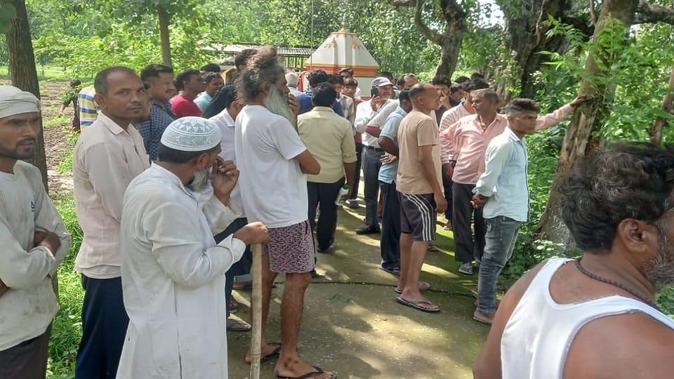 Saharanpur: Dead body of an elderly person found near the temple