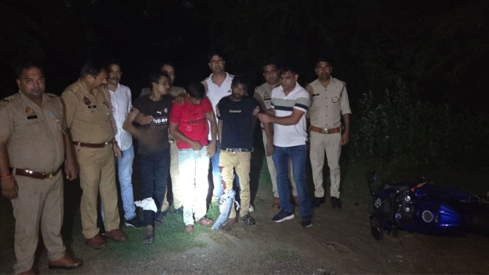 Police arrested three criminals in an encounter in Greater Noida