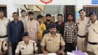 पुलिस की गिरफ्त में आरोपी