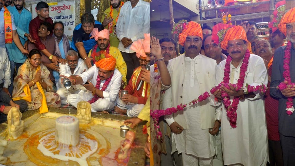 Sawan Somwar 2025 Rajeshwar Mahadev temple mela devotees will gather