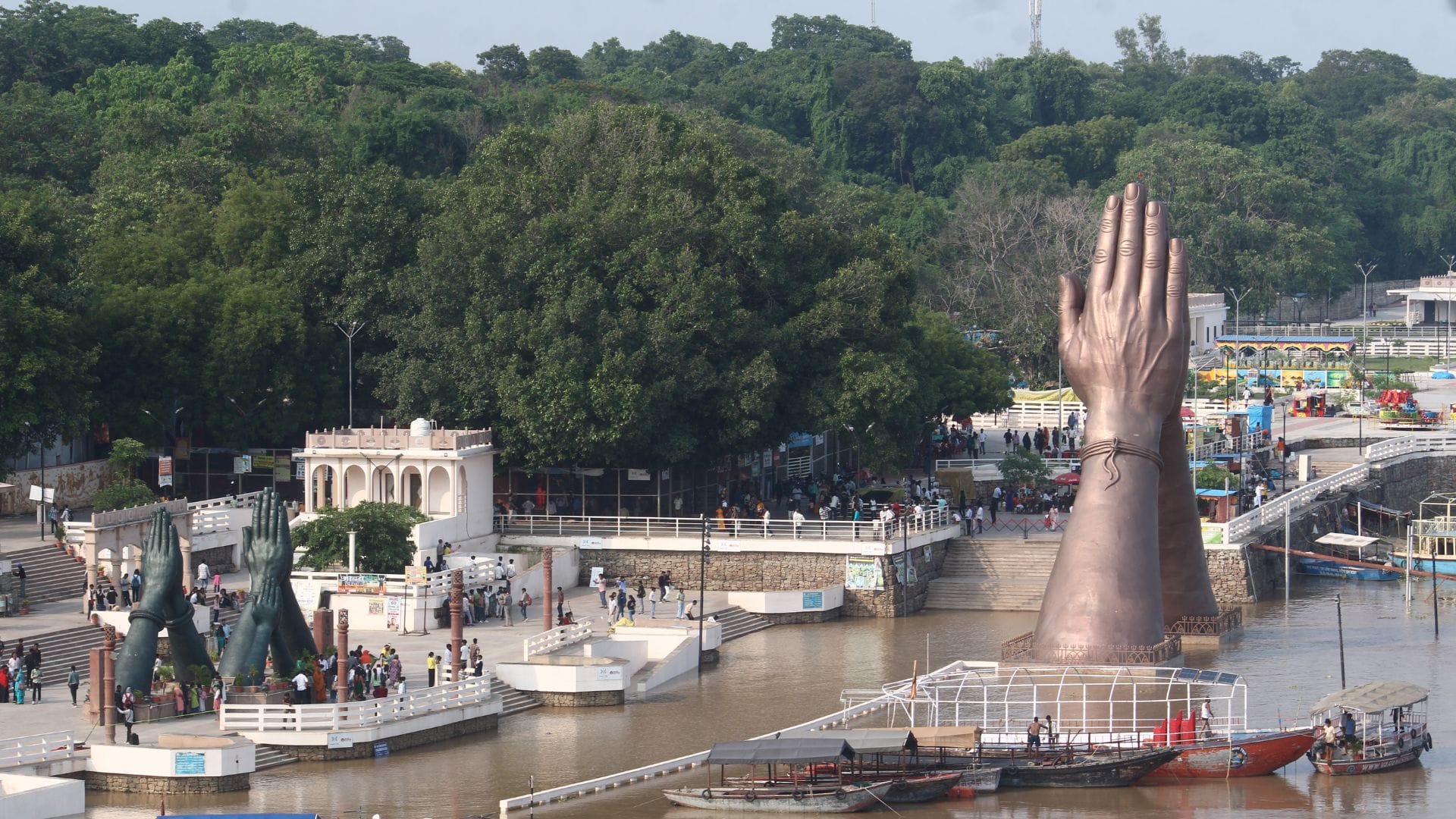 Rain in Varanasi 120 mm rain in one day after five years Buddha statue damaged due to lightning