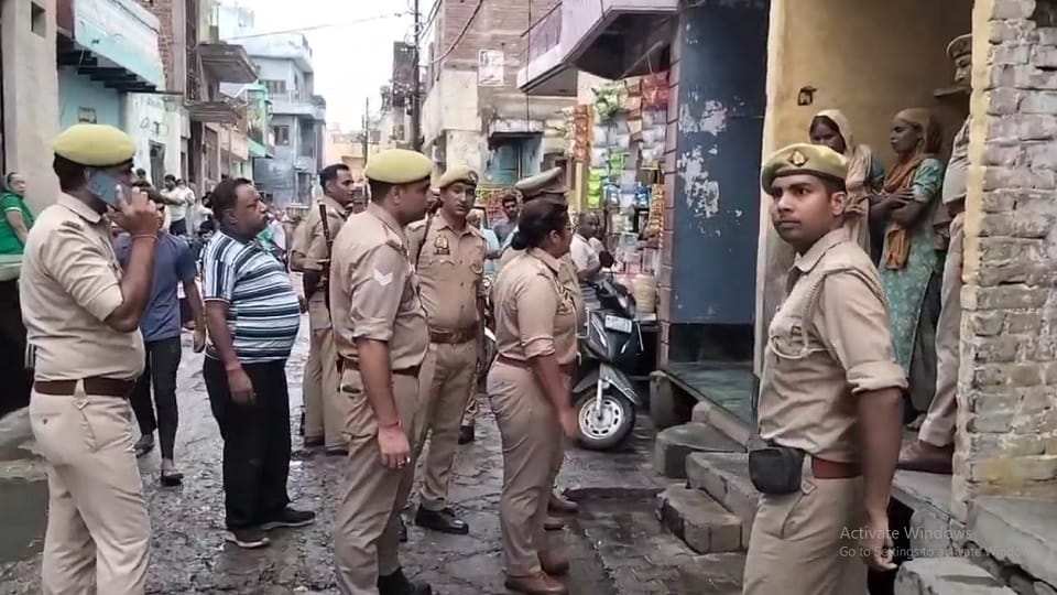 A 14-year-old girl victim of gang misdeed in Khurja committed suicide by hanging herself