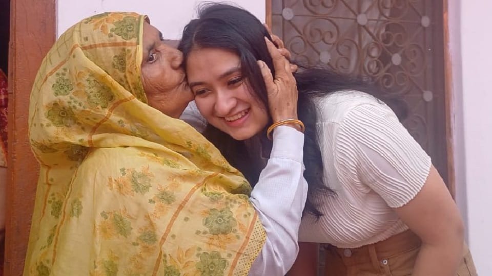 Aastha Punia: Grandmother kissed her forehead and grandfather caressed her