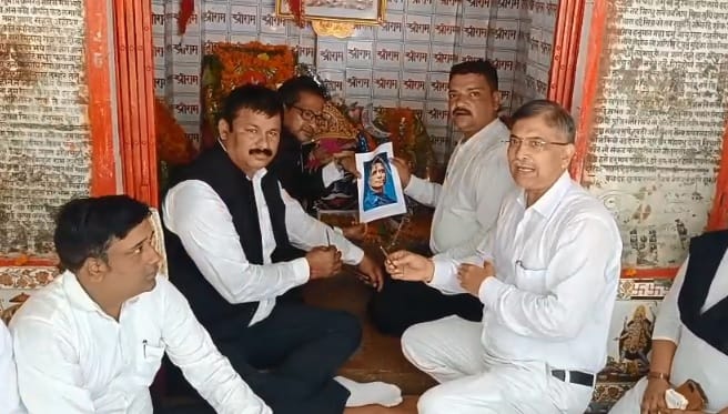 Kanpur Prayers for Shubhanshu Shuklas safe return from space advocates worshiped Bajrangbali