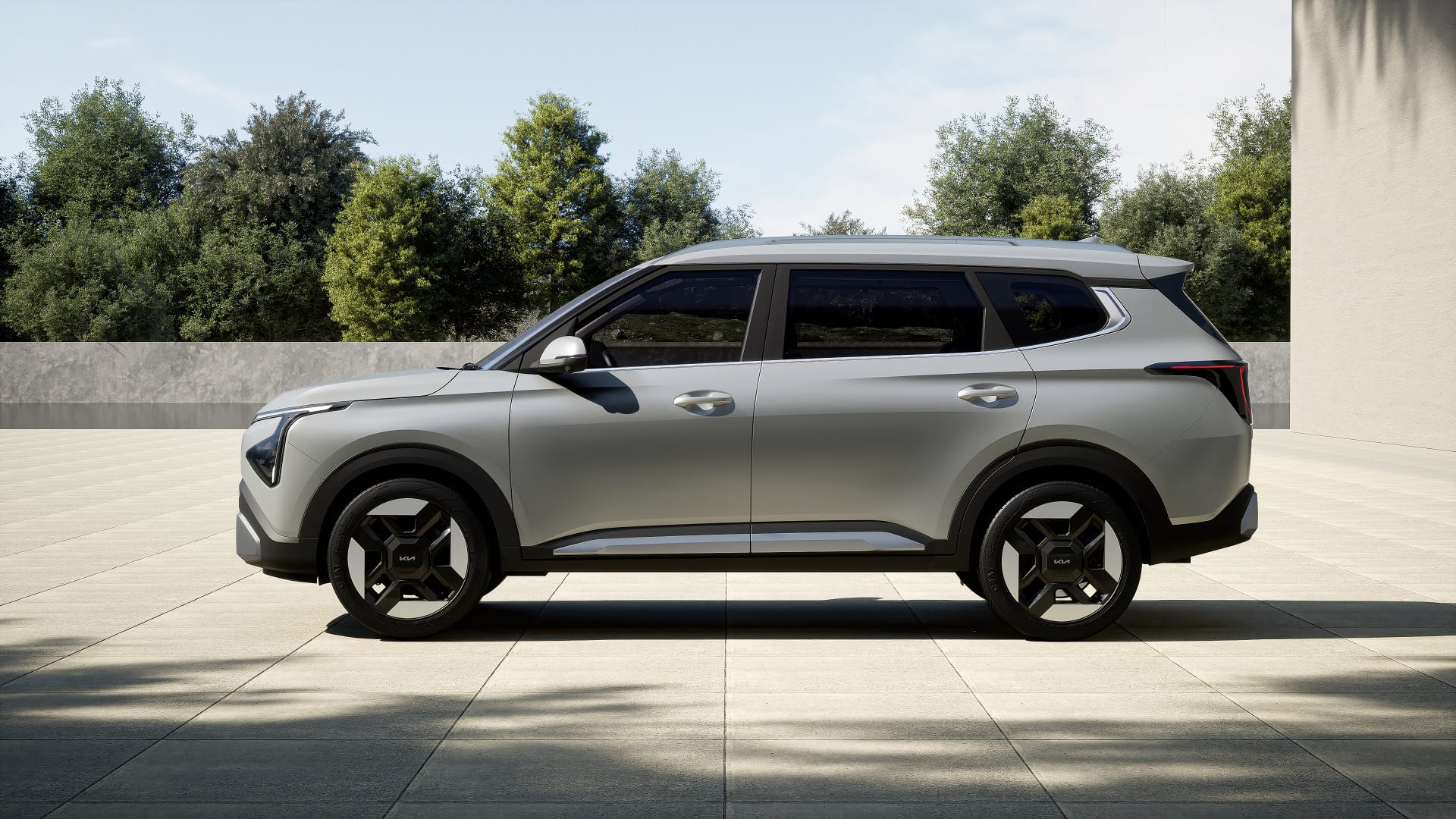 Kia Carens Clavis EV Launched in New HTX E & HTX E [ER] Trims Know Price Features Specifications