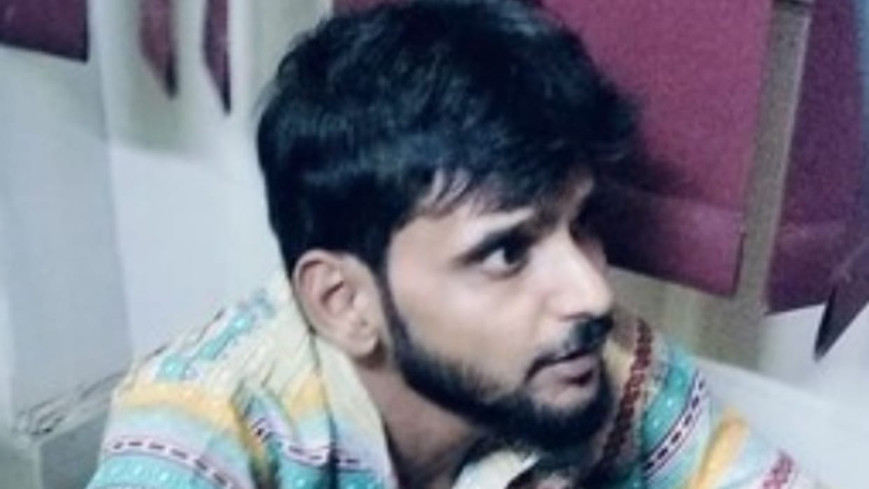 Naved trapped 18 girls in love trap by posing as Shiva three teams formed for investigation in Shahjahanpur
