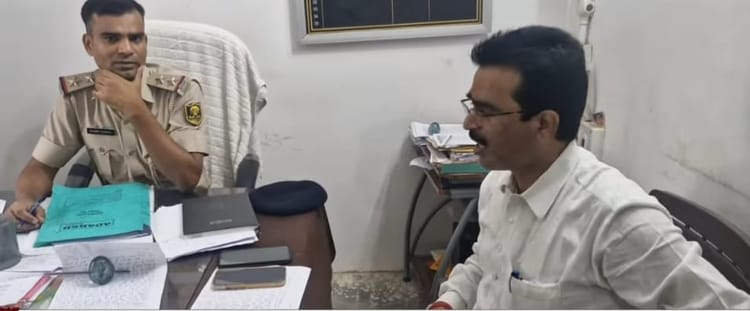 Bihar: प्रेम प्रसंग मामले में युवक की पिटाई से नाराज RJD विधायक, थाने में घुसकर थाना प्रभारी को लताड़ा; जानें