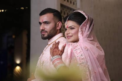 Divorce: After Saina Nehwal, Wrestler Divya Kakran Confirms Divorce with Emotional Note