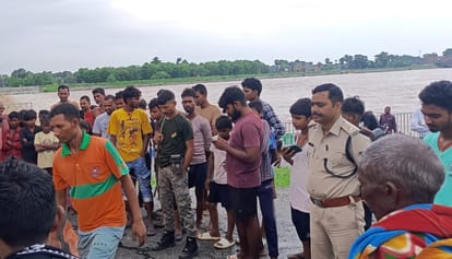 Bihar Flood News: Falgu river overflows due to rain, flood water starts entering homes; Gaya news updates