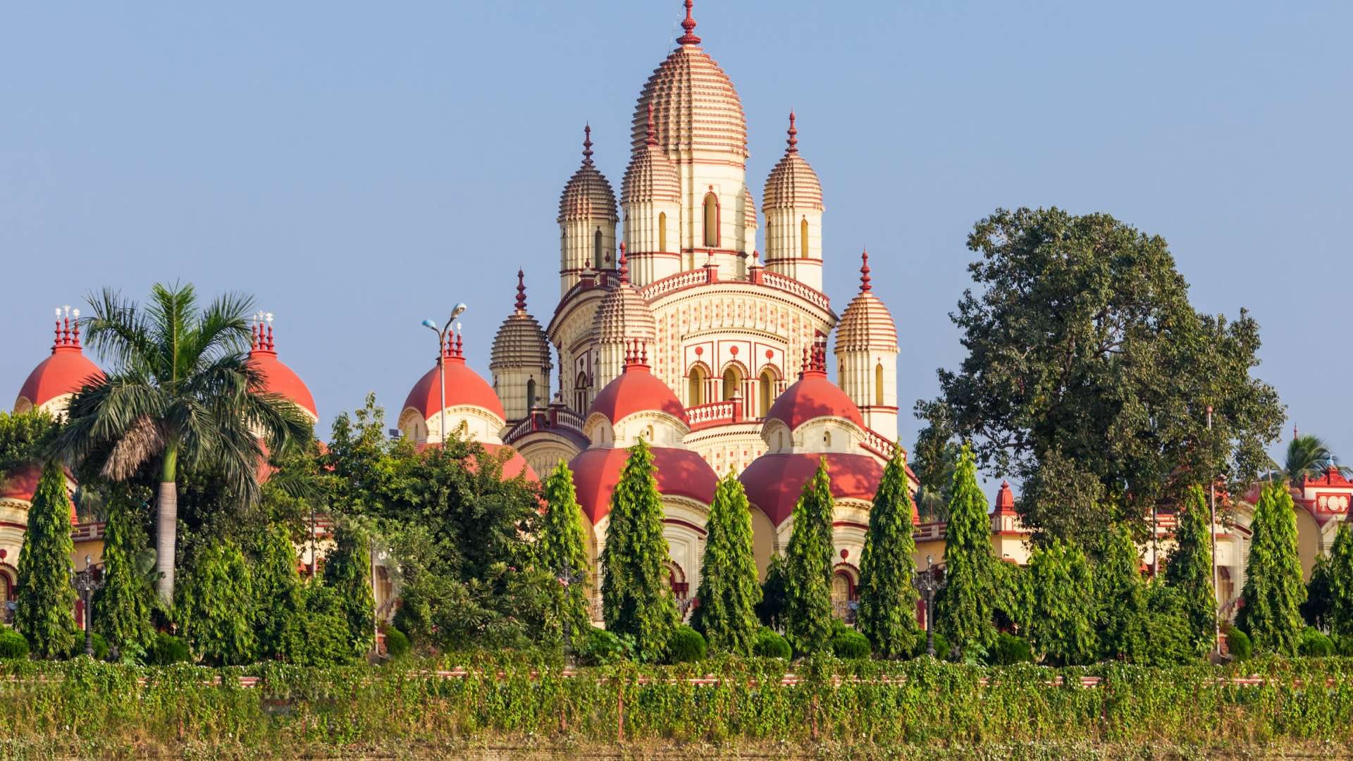 Indian temples where non vegetarian prasad offered to god