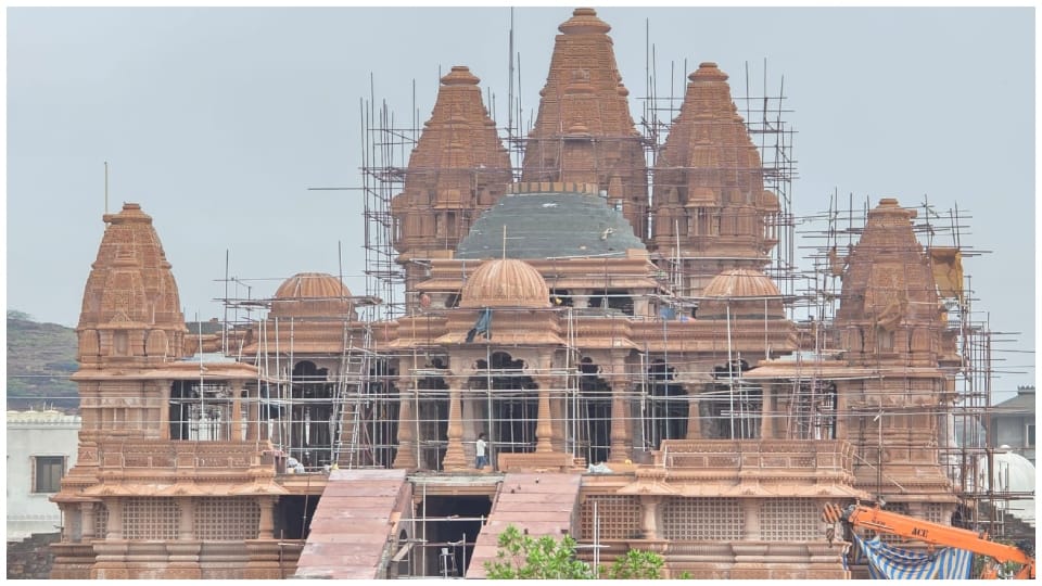 जोधपुर में 40 बीघा में बन रहा अक्षरधाम मंदिर