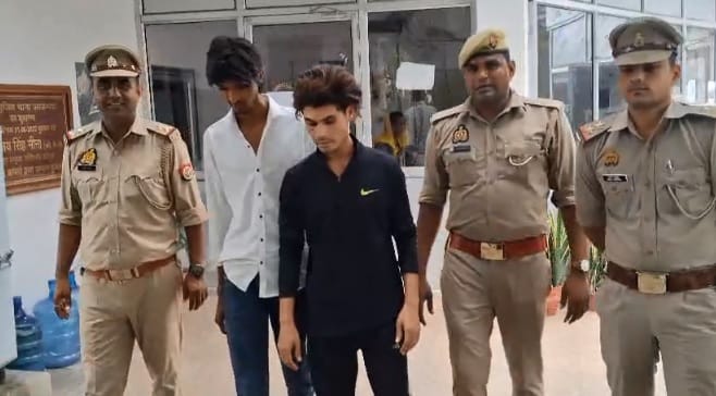 Kanpur Two accused who did stunts by jumping into Ganga were arrested police and sent to jail