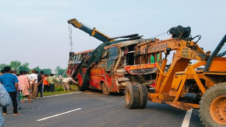 bus overturned after crushing the bike
