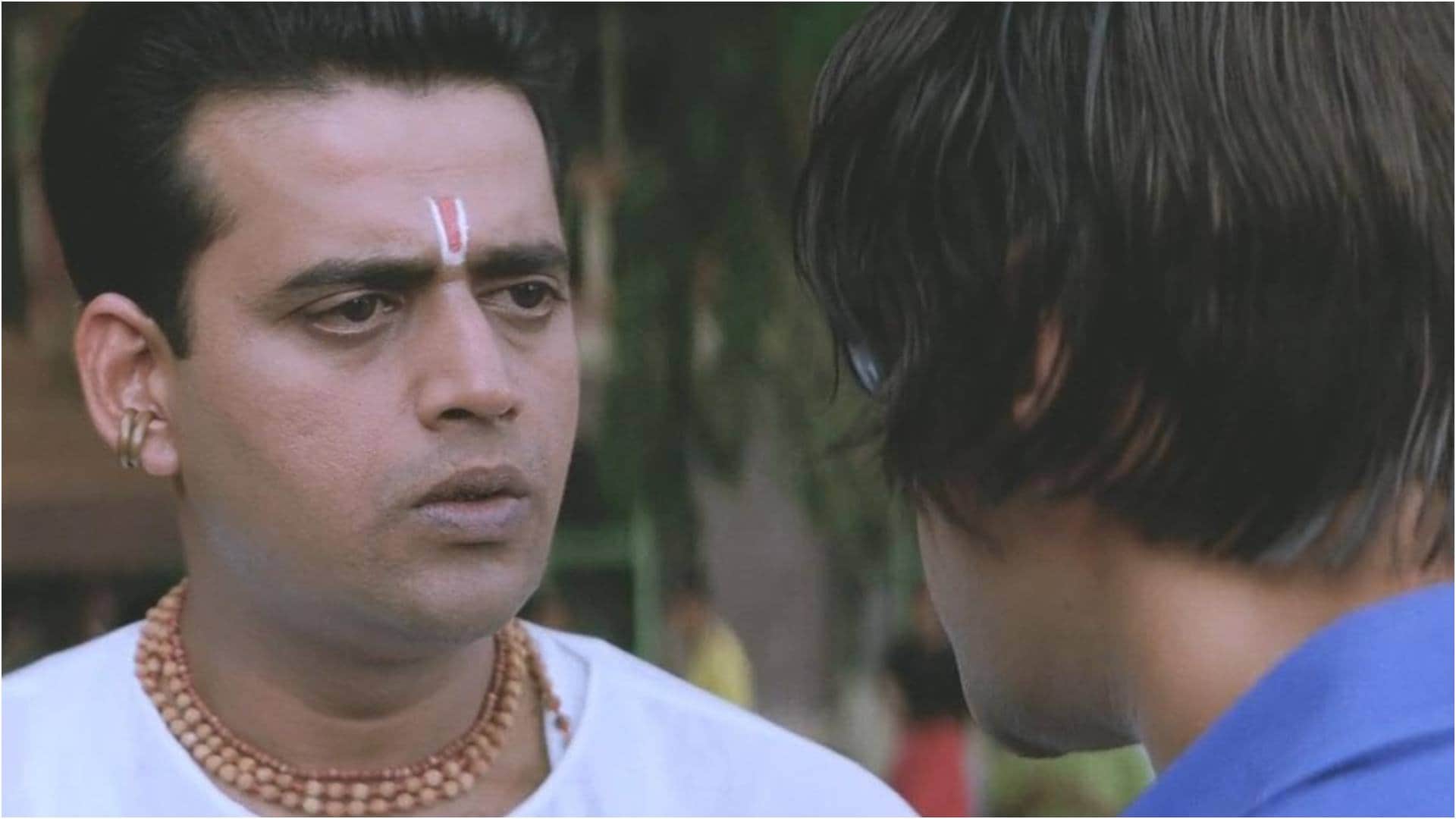 Ravi Kishan Birthday: Know About Famous Actor career movies Political Career and Interesting facts of Life