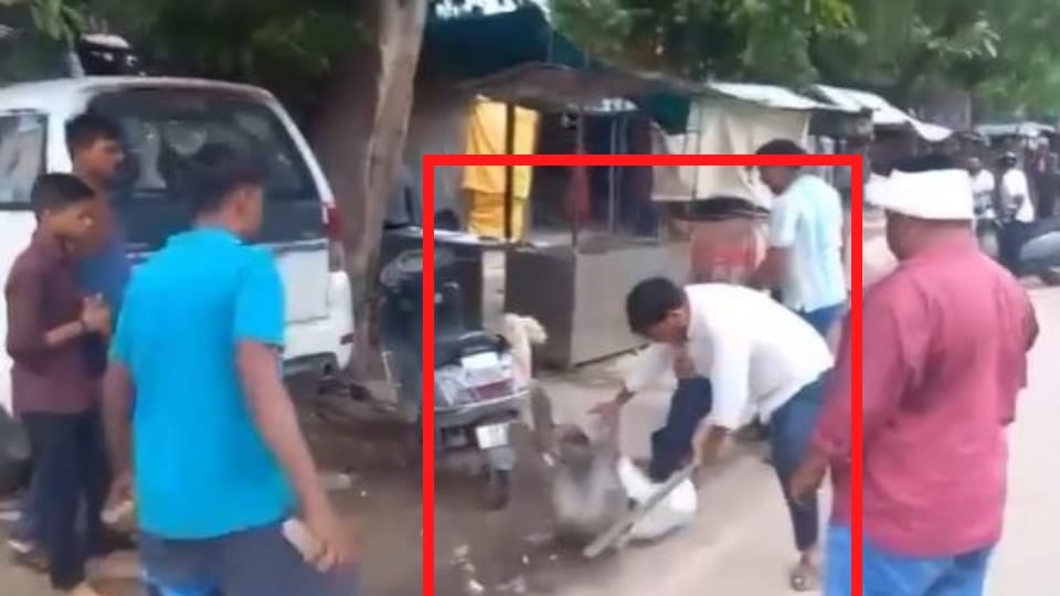 UP news BJP MLA uncle beaten up in agra Municipal workers beat him with sticks