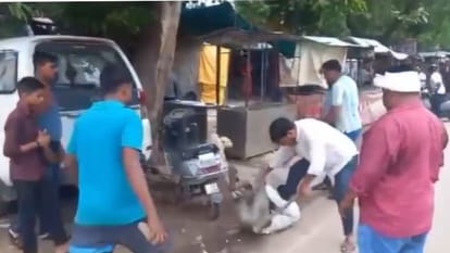 UP news BJP MLA uncle beaten up in agra Municipal workers beat him with sticks