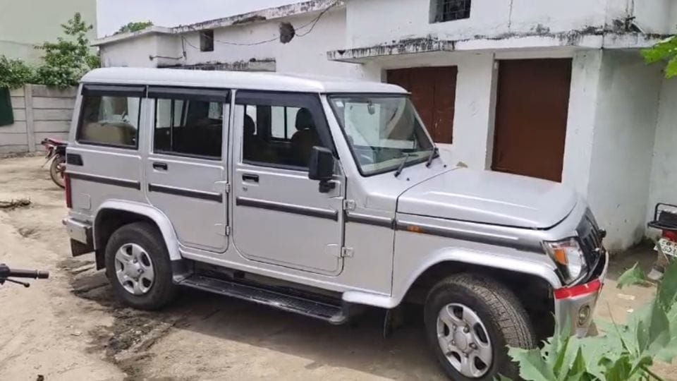 एसीबी की टीम ने पटवारी को गिरफ्तार किया