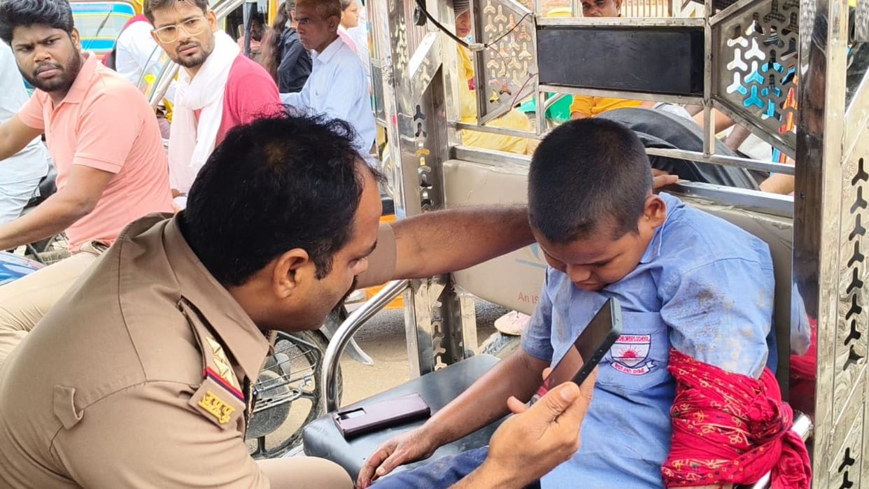 school student hit by tractor in Chandauli