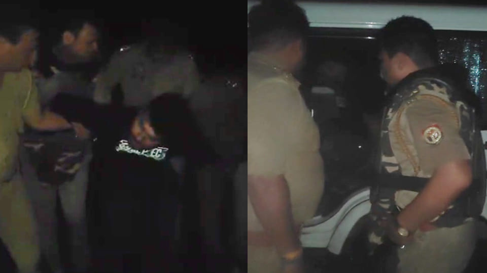 Kanpur: Accused of molesting a student arrested in police encounter