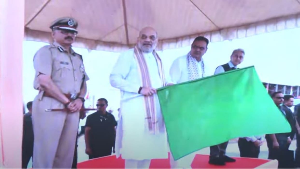 Jaipur News: Weather stopped helicopter, Home Minister Reaches Dadia by Road, Distributes Loans Worth 12 Crore