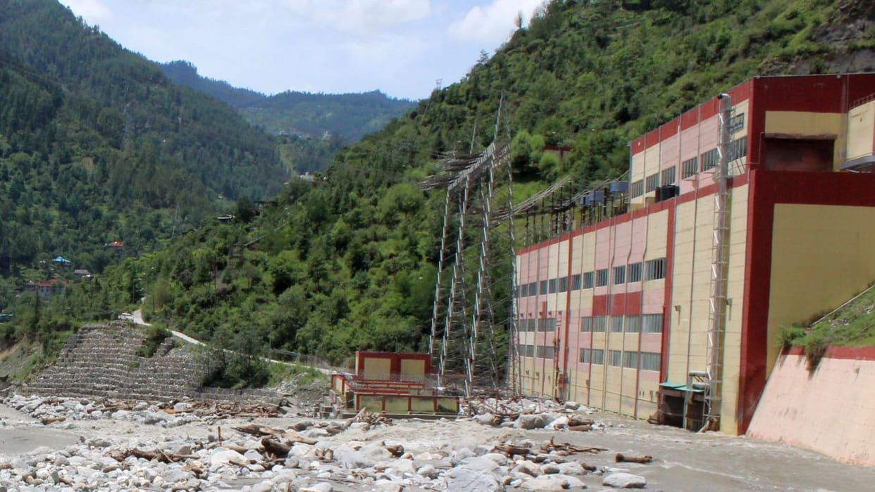 100 MW power project in Sainj stalled loss of Rs 1 crore every day power house is filled with debris