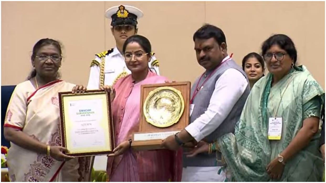 Swachh Survekshan Awards: Apart from Indore these cities including Bhopal Ujjain Dewas also won awards in MP