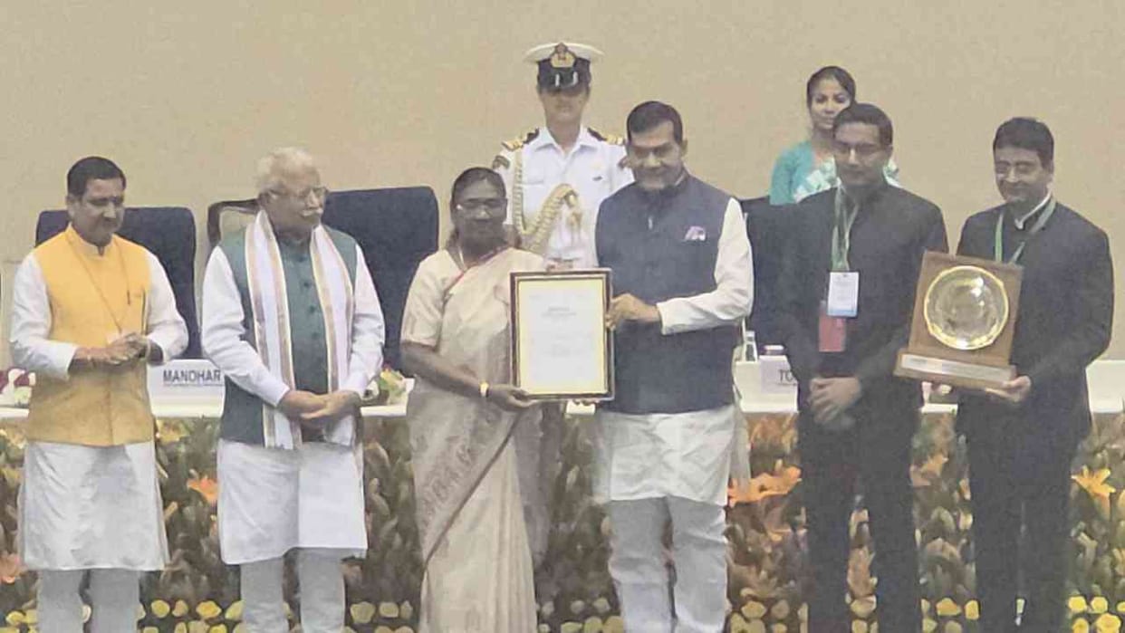 Swachh Survekshan Awards Noida cleanest city in 3-10 lakh population category