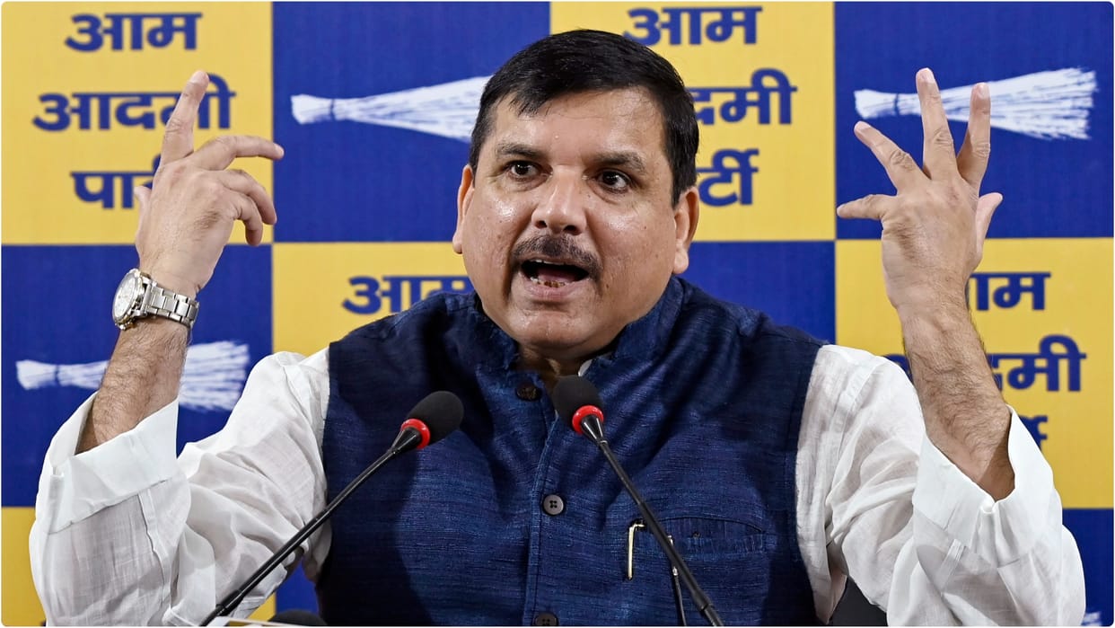UP: Sanjay Singh makes public the missing Page 6 of the SIT report; Anil and Champat are the main masterminds