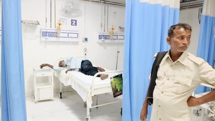 Bihar: सीवान में नशे में धुत 50 वर्षीय व्यक्ति ने 3 साल की बच्ची के साथ किया दुष्कर्म, पुलिस ने किया गिरफ्तार