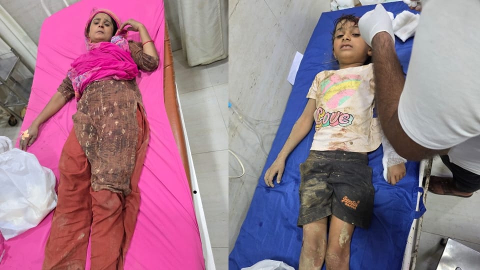 roof of an under-construction house collapsed in Hapur nine-year-old girl died four injured
