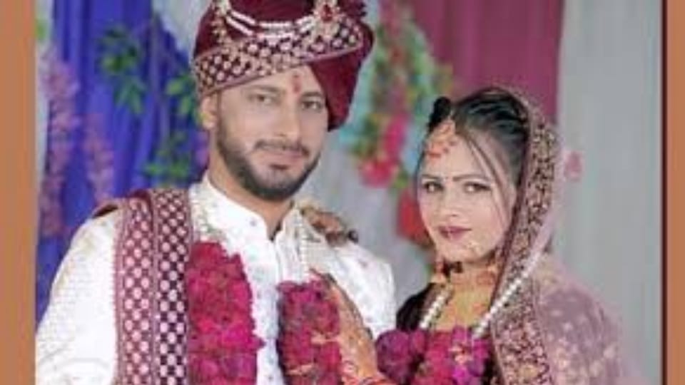 Haryanvi dancer Sapna Sharma and her in laws clash in Police station