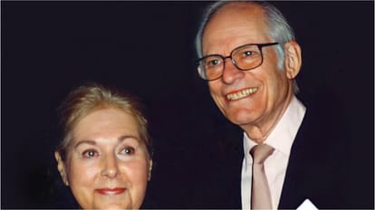 Oscar Winning Veteran songwriter Alan Bergman passed away at the age of 99 Know Details