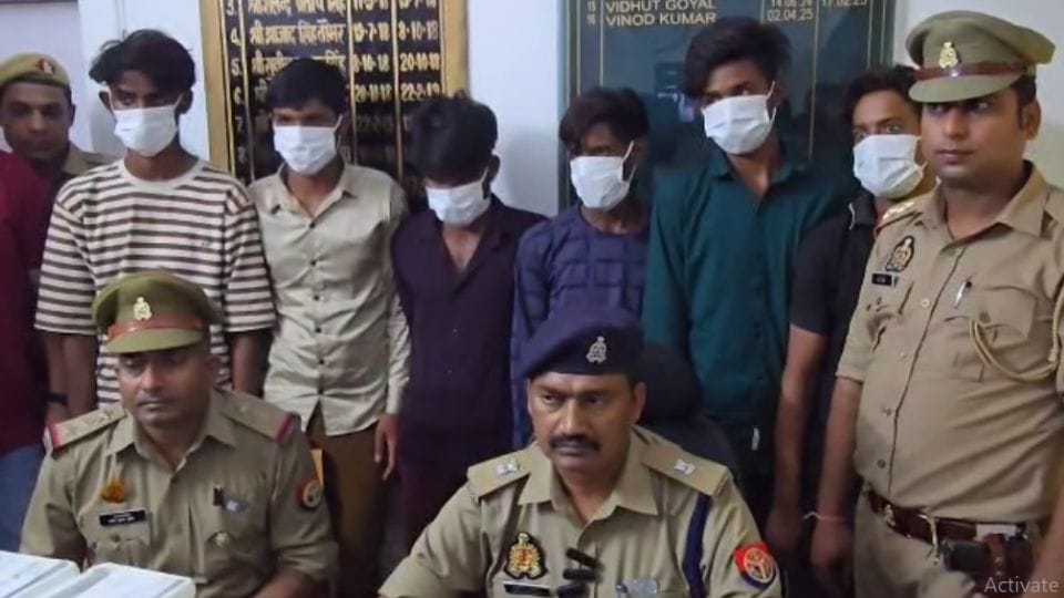 Six miscreants of mobile snatching gang arrested in Greater Noida