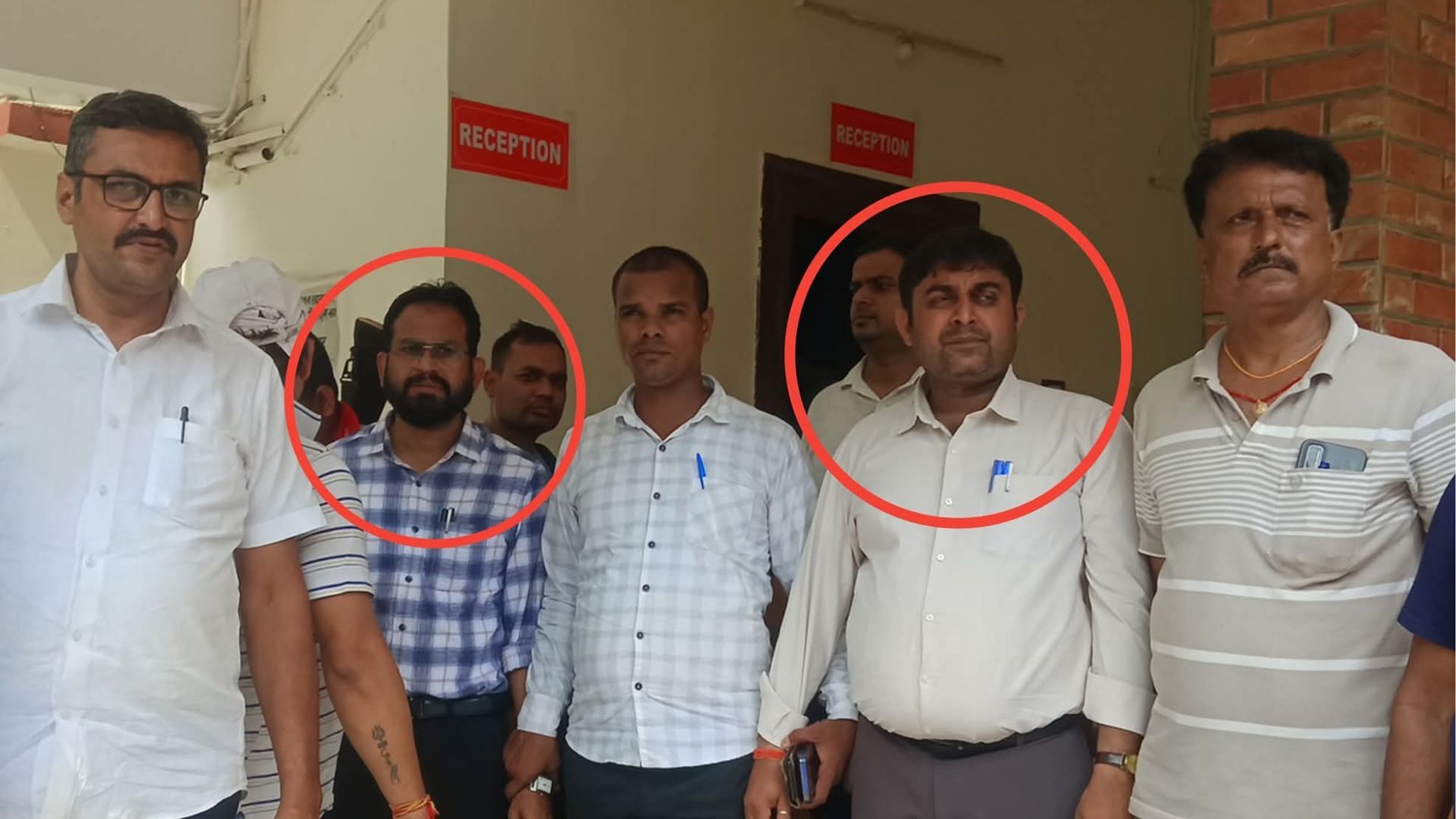 घूस लेते पकड़े गए