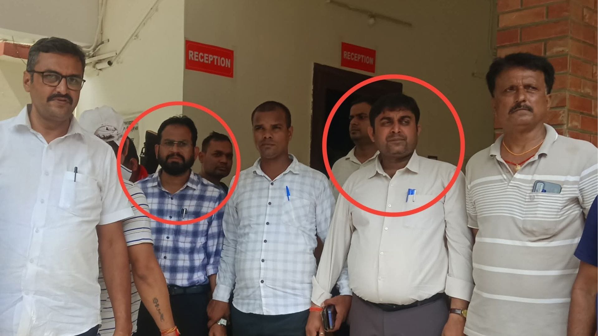 घूस लेते पकड़े गए