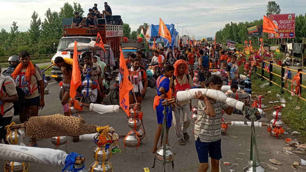 Kanwar Yatra 2025 dak kanwar yatri Crowd is reaching Haridwar Uttarakhand News