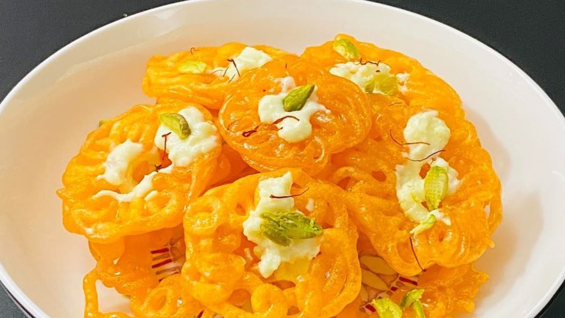 Make Perfect Imarti at Home Know Easy Imarti shaping trick Ghar Par Imarti Kese Banayein