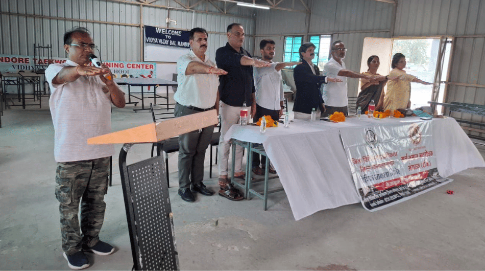 Indore News: Legal Literacy Camp Organized for 385 Students on National Legal Services Day
