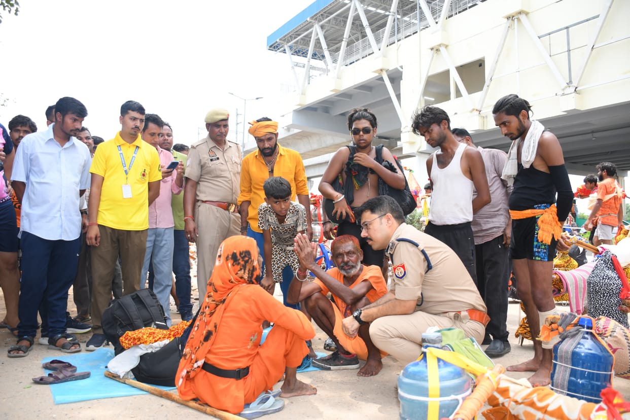 Meerut: Ruckus by Kanwariyas on the highway: Police accused of negligence after a companion got injured