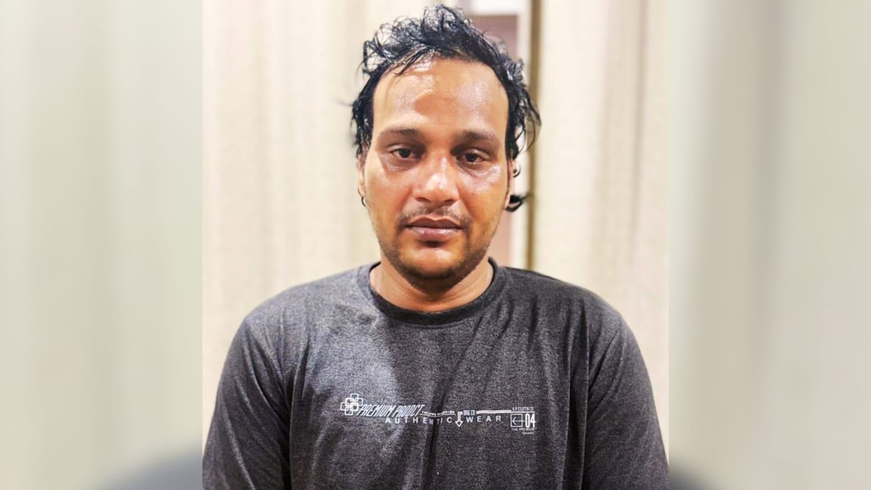 Gang leader arrested in jaunpur used to get his wives to do recce snatched things from his female friends