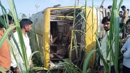Bijnor: School bus overturns after hitting high tension line pole, screams, 12 children injured