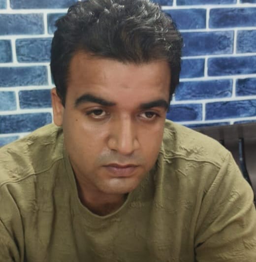 Sub inspector of karchhana police station arrested bribe case