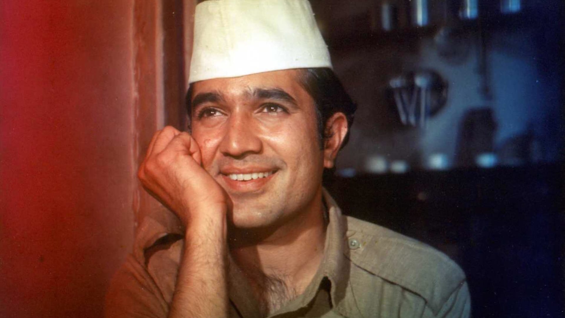 rajesh khanna Death anniversary known as the first Superstar of Hindi cinema his personal professional life