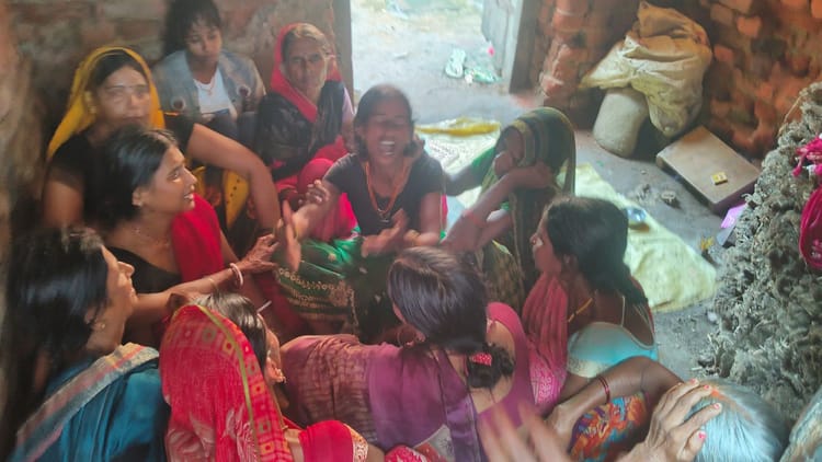 Bihar News: नदी में नहाने के दौरान तीन बच्चों की डूबने से मौत, गोताखोरों की मदद से निकाला गया शव; परिजन बेसुध