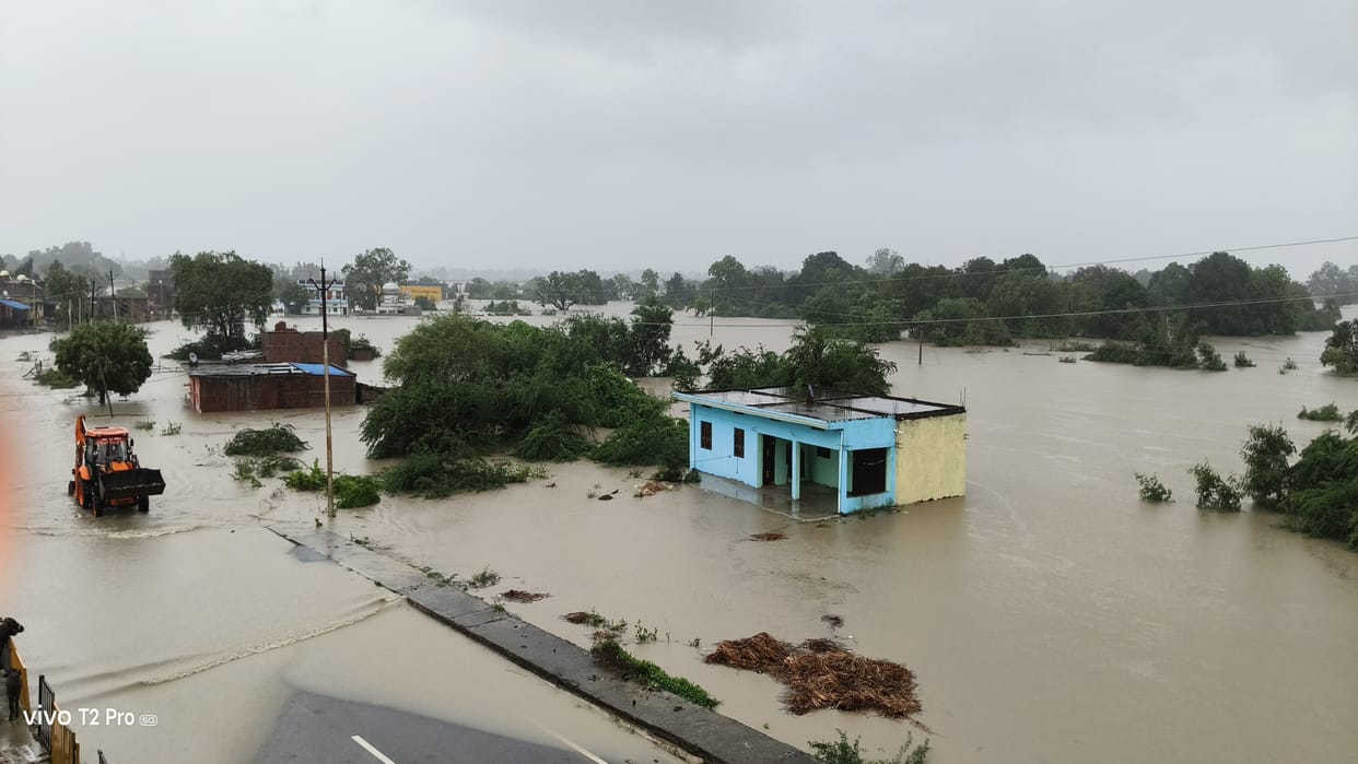 Floods hit more than 50 villages in Koraon disrupting normal life