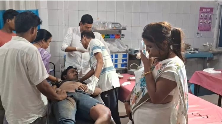 कैमूर में दर्दनाक सड़क हादसा: बड़े भाई की तेरहवीं का सामान खरीदकर लौट रहे युवक को ट्रक ने कुचला, मौत