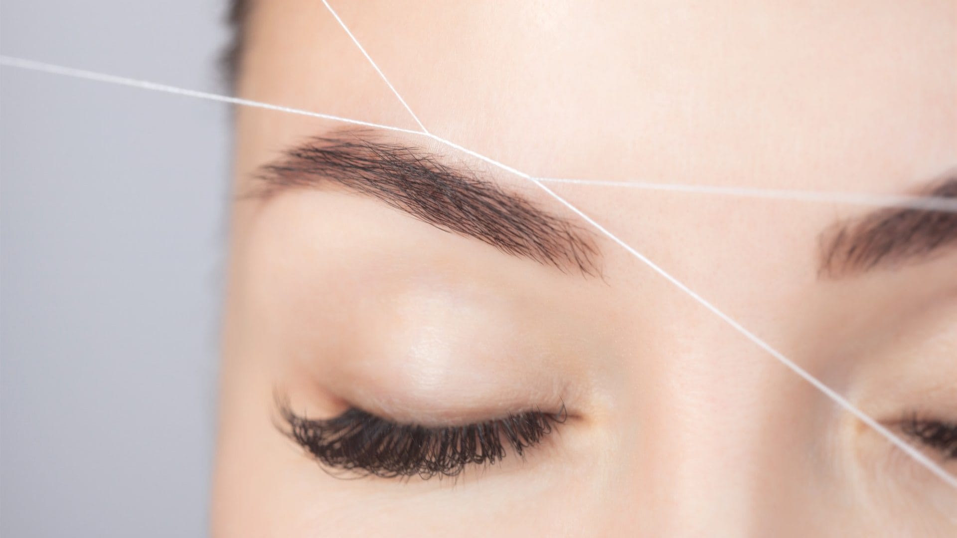 tips to remember during threading eyebrow in hindi