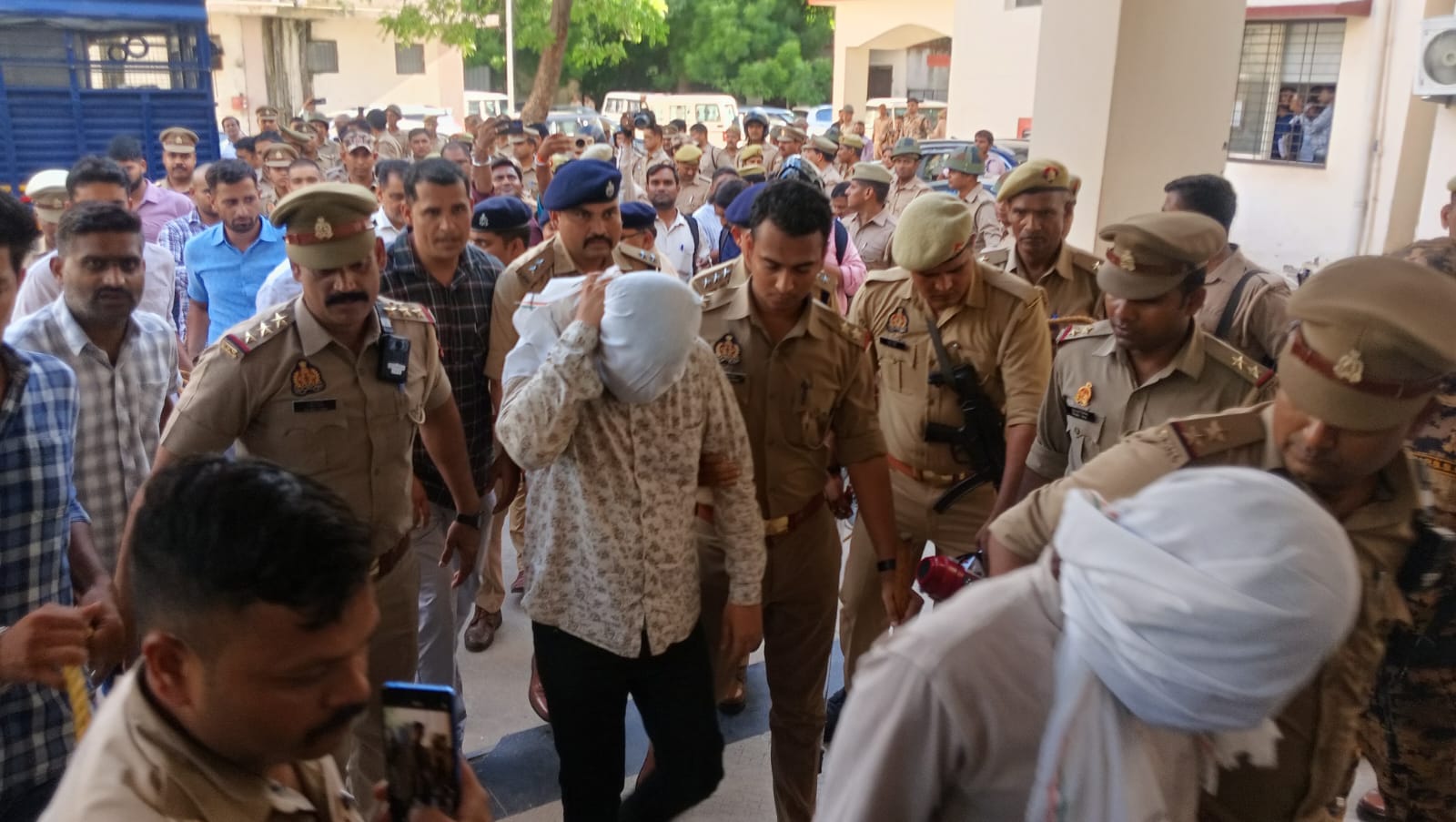 UP Police and ATS exposed big conversion racket 10 accused arrested links to terrorist organization ISIS