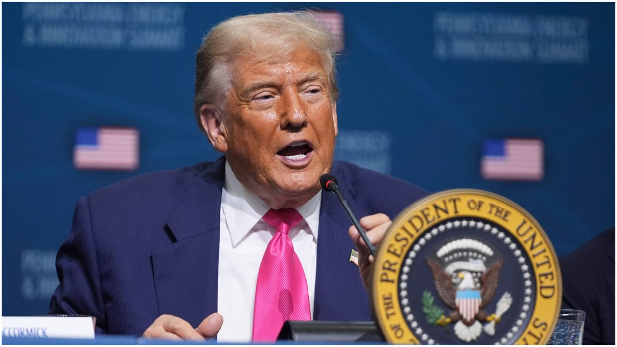 Donald Trump lashes out after illegal immigrant shoots off-duty officer in US New York